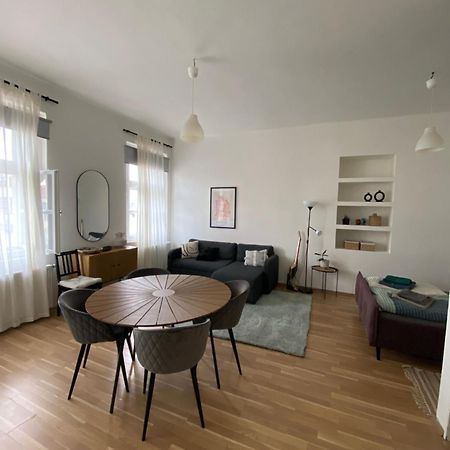 Roomy Apartment Close To Palmovka Prague Luaran gambar